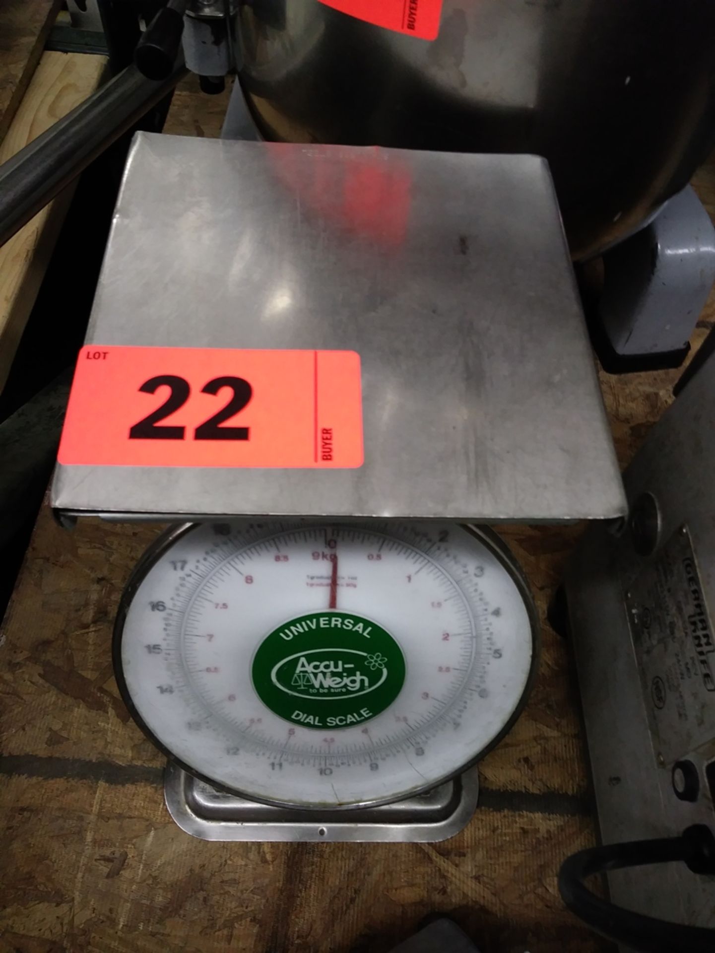 UNIVERSAL ACC-WEIGH DIAL SCALE 20LB - Image 2 of 5