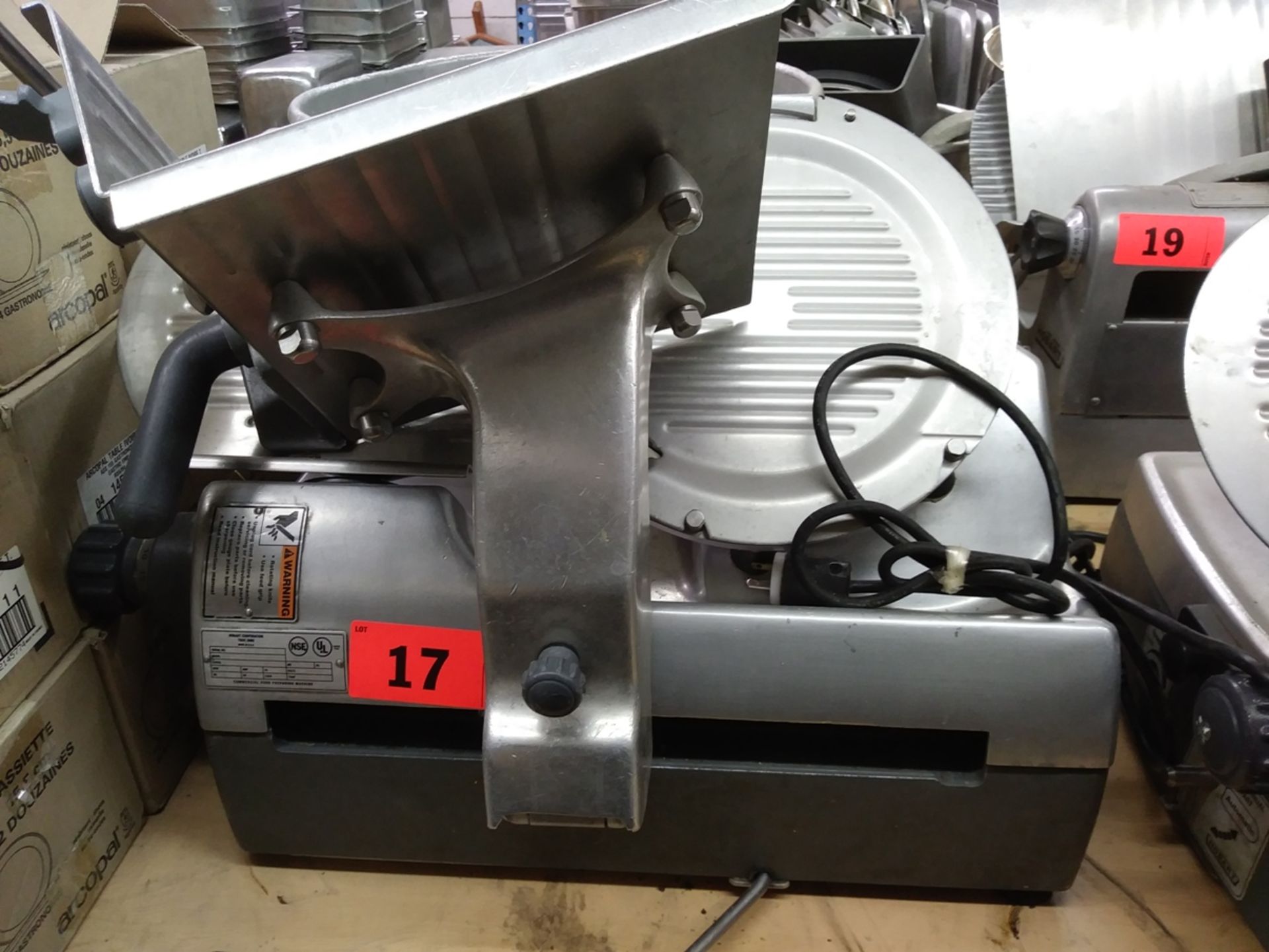 HOBART ELECTRIC MEAT SLICER AUTOMATIC 2712