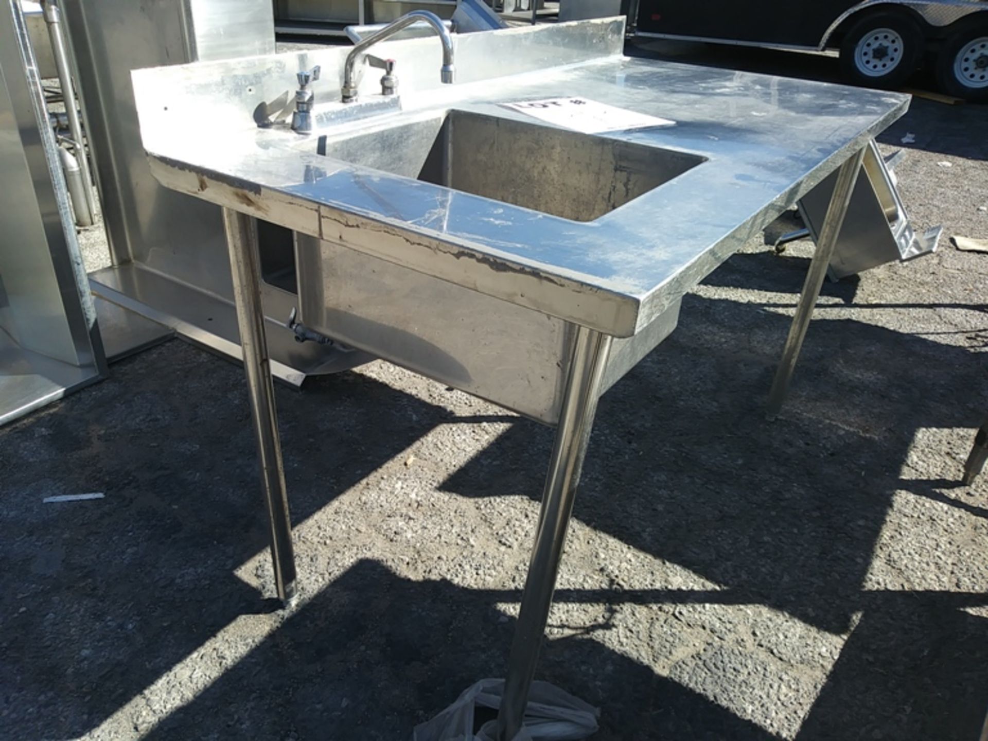 5FT LONG STAINLESS STEEL SINK - Image 2 of 3
