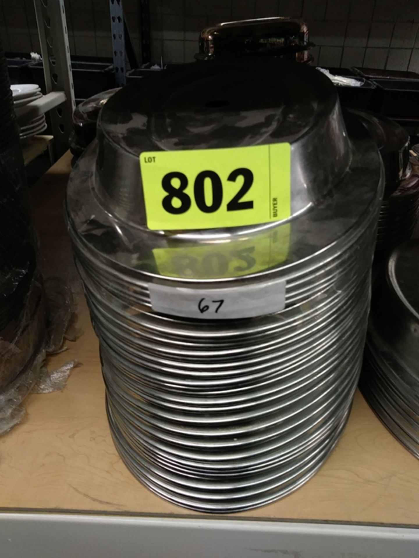 12" X 17" OVAL STAINLESS STEEL PLATE COVERS (INCLUDES QTY: 67) - Image 4 of 4