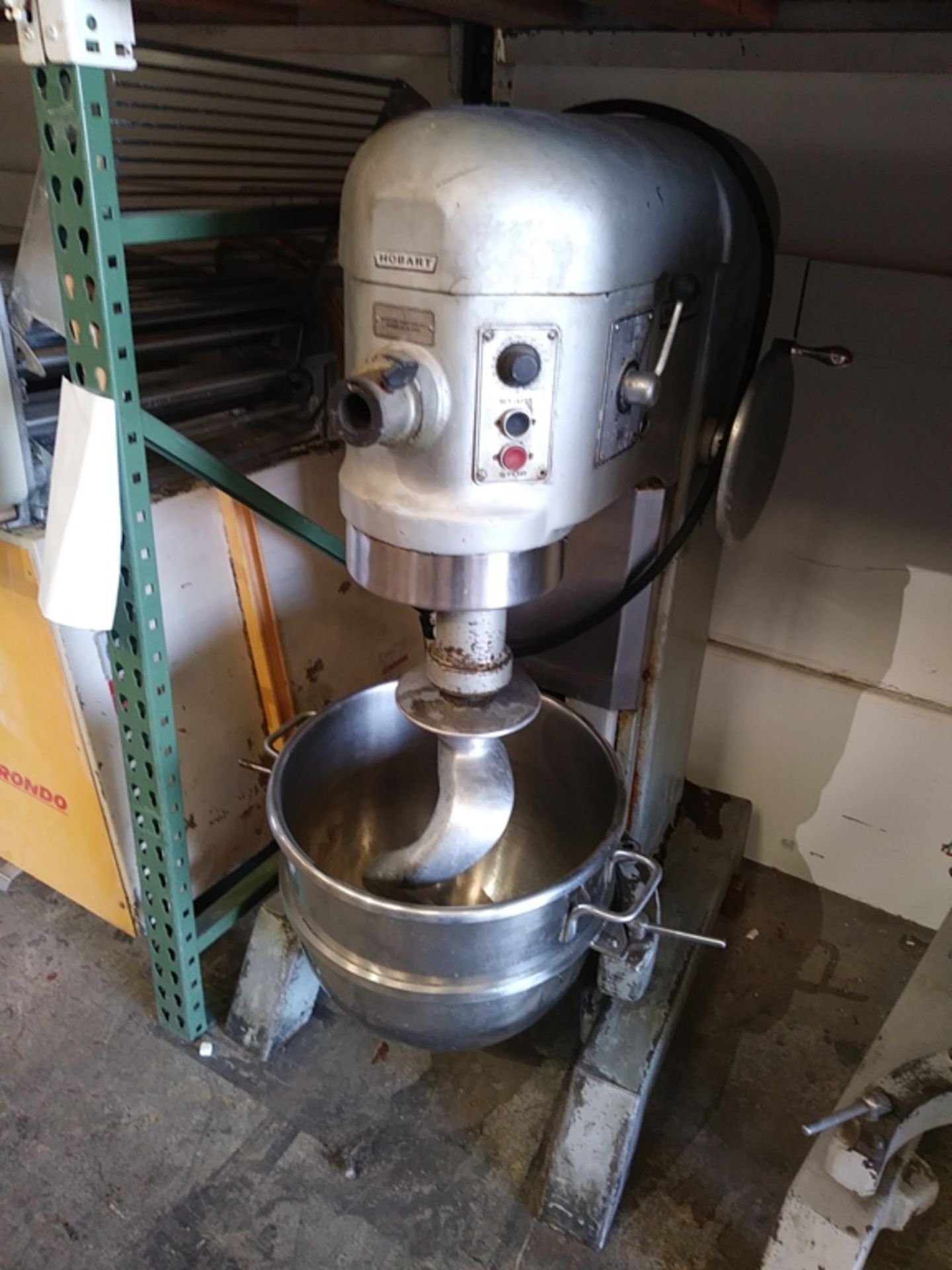 HOBART 60QT COMMERCIAL MIXER W/ ATTACHMENT (H600) - Image 2 of 6