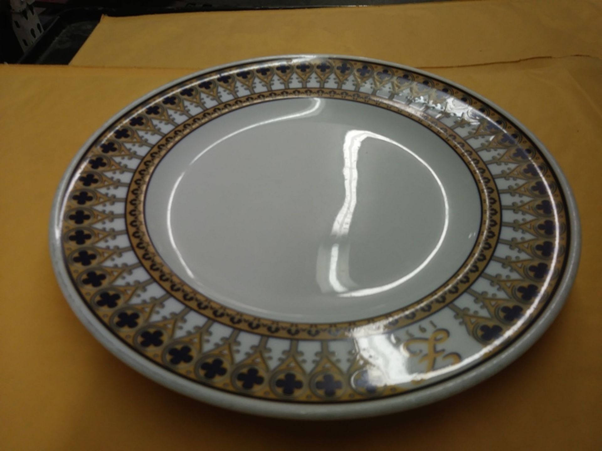 NEW 10" SCHONWALD PLATE (INCLUDES QTY: 22) - Image 2 of 3