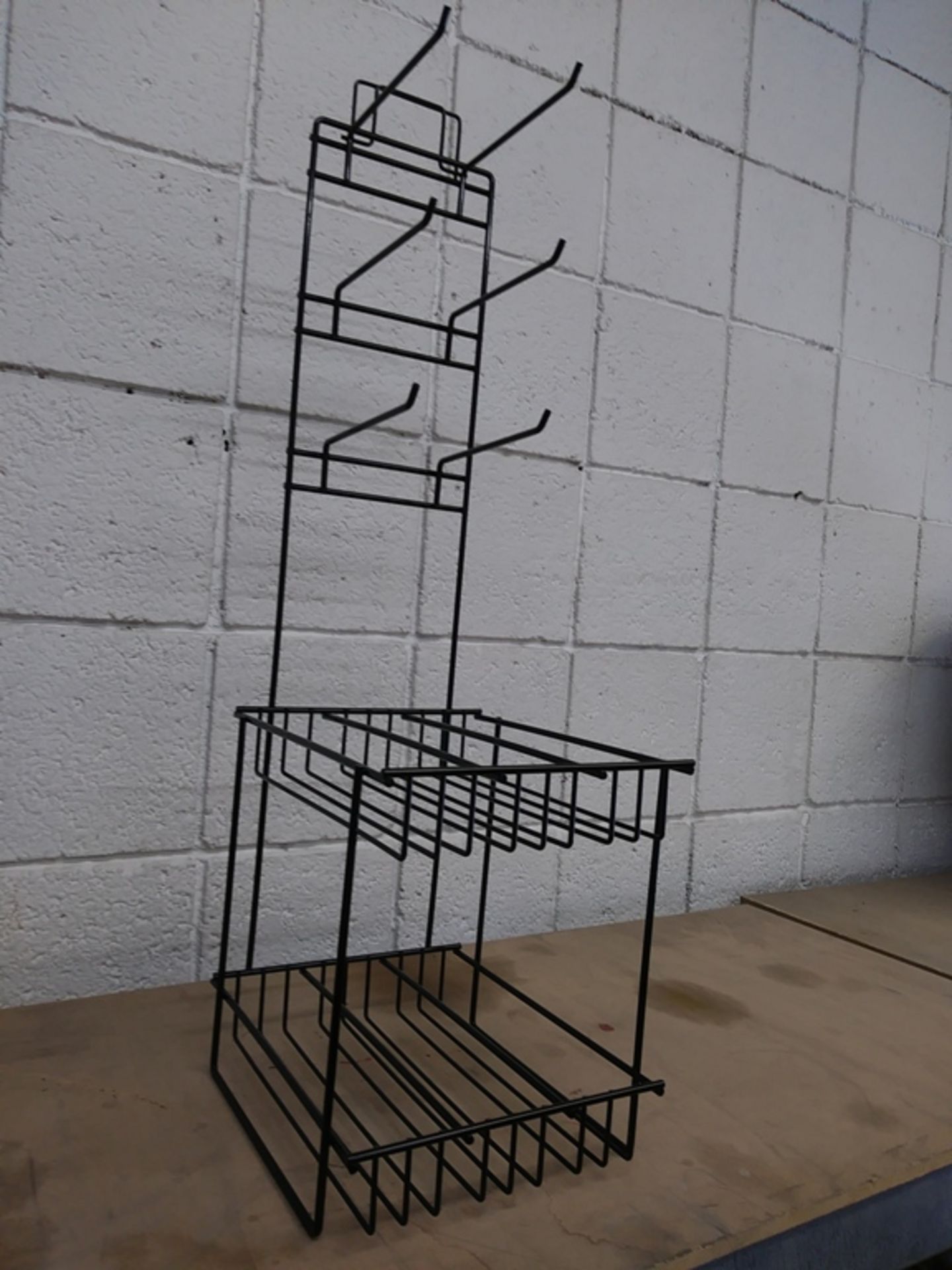 METAL PRODUCT DISPLAY RACKS (INCLUDES QTY: 30) - Image 3 of 7