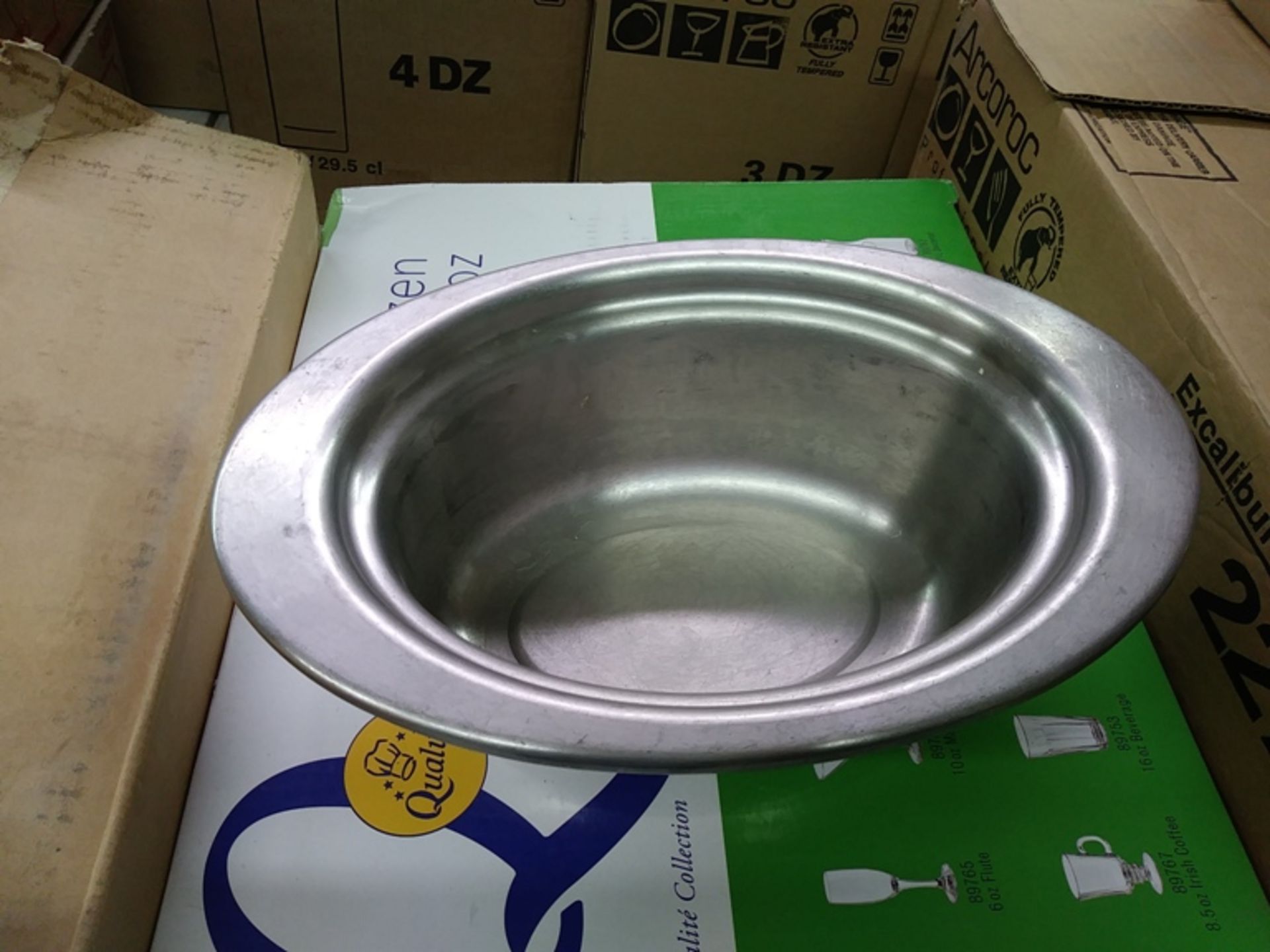 STAINLESS STEEL PAN 9" X 12" (includes QTY 27 in this lot) - Image 2 of 5