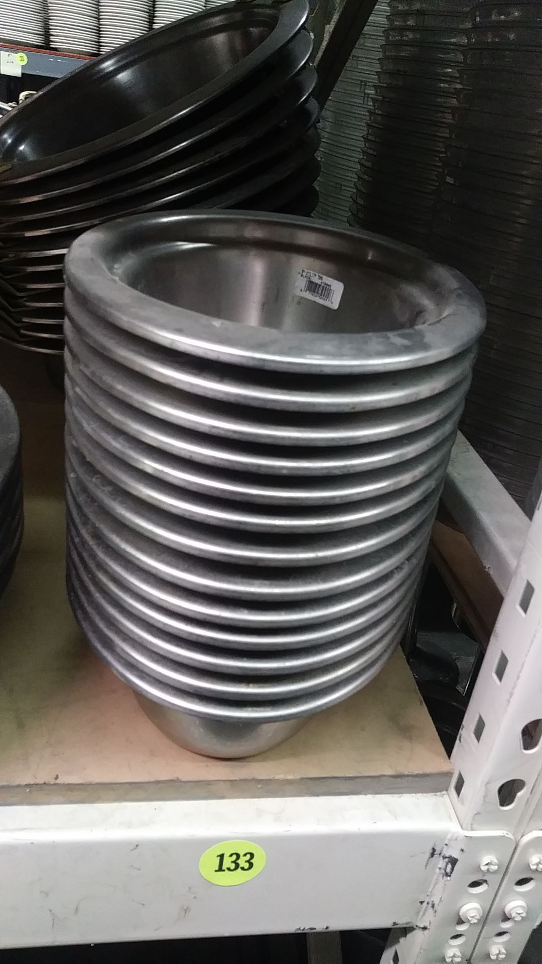 STAINLESS STEEL PAN 9" X 12" (includes QTY 27 in this lot) - Image 4 of 5