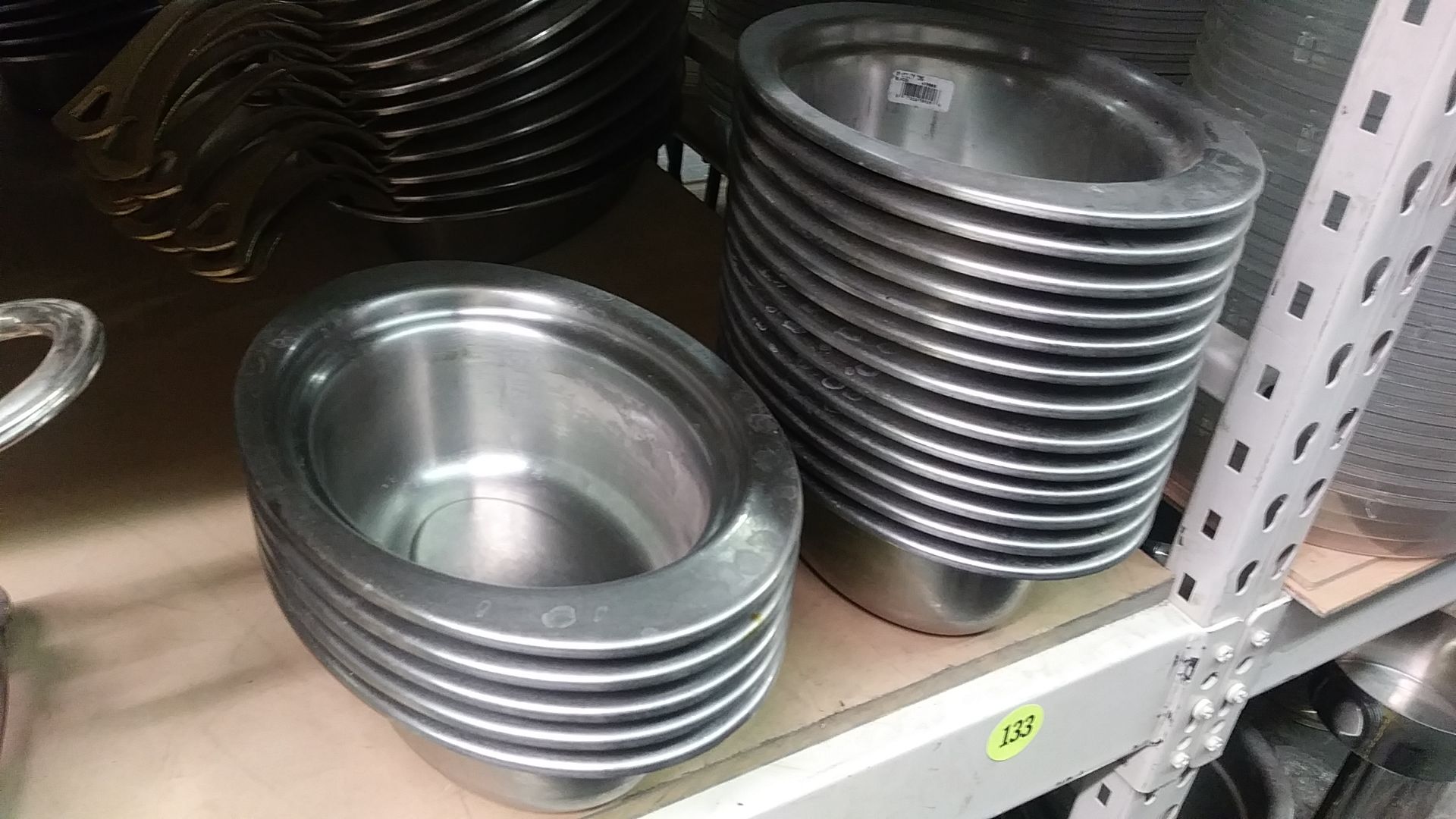STAINLESS STEEL PAN 9" X 12" (includes QTY 27 in this lot) - Image 5 of 5
