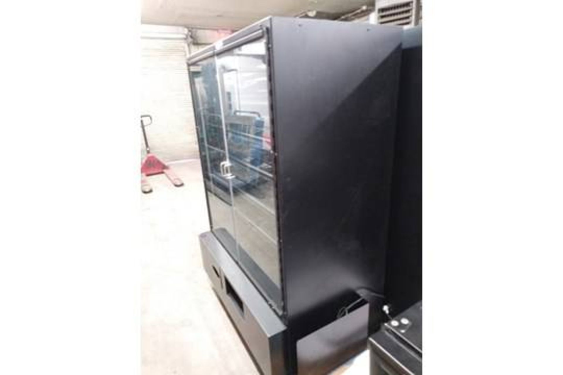 6FT TALL BLACK GLASS DOOR DELI CASE - Image 3 of 5