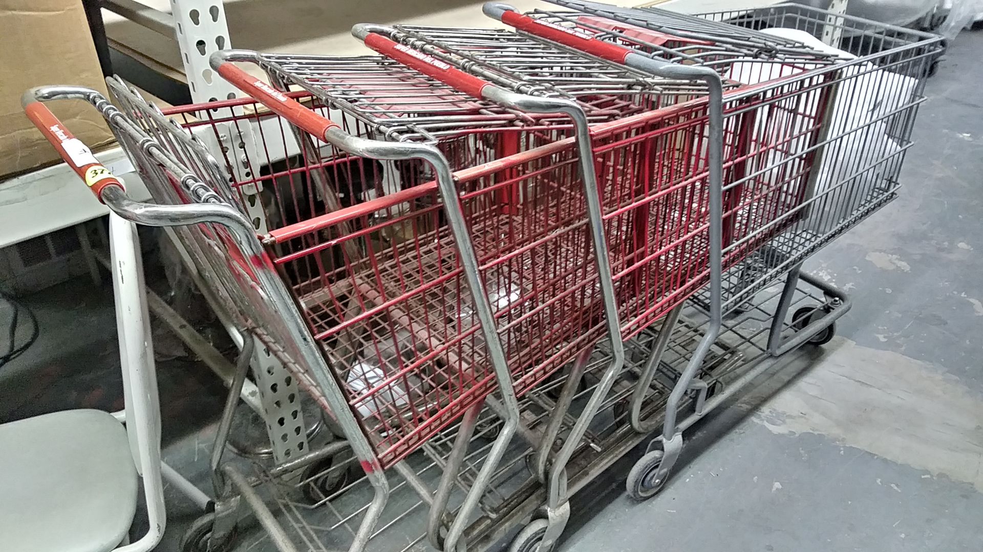 SHOPPING CARTS (INCLUDES QTY 4) - Image 2 of 2