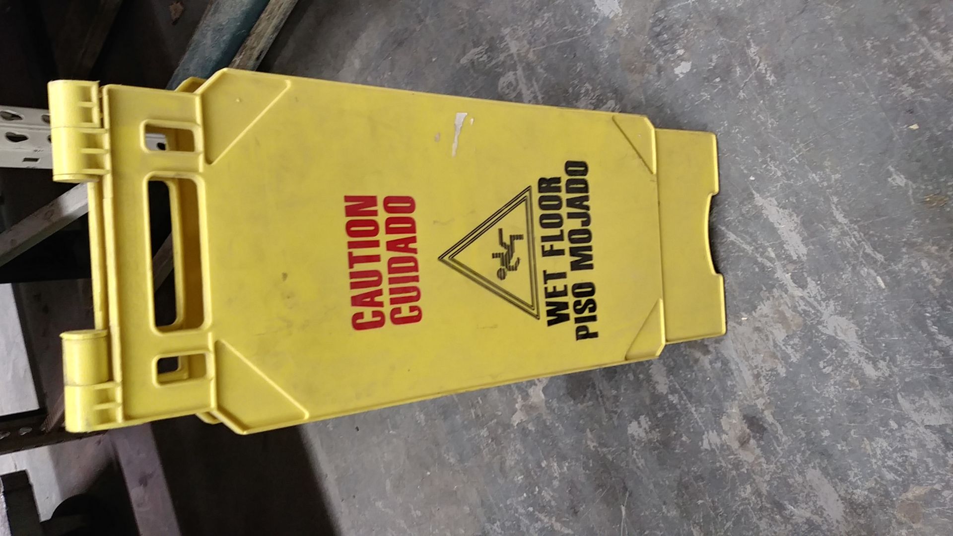 WET FLOOR SIGN (QTY X YOUR BID)