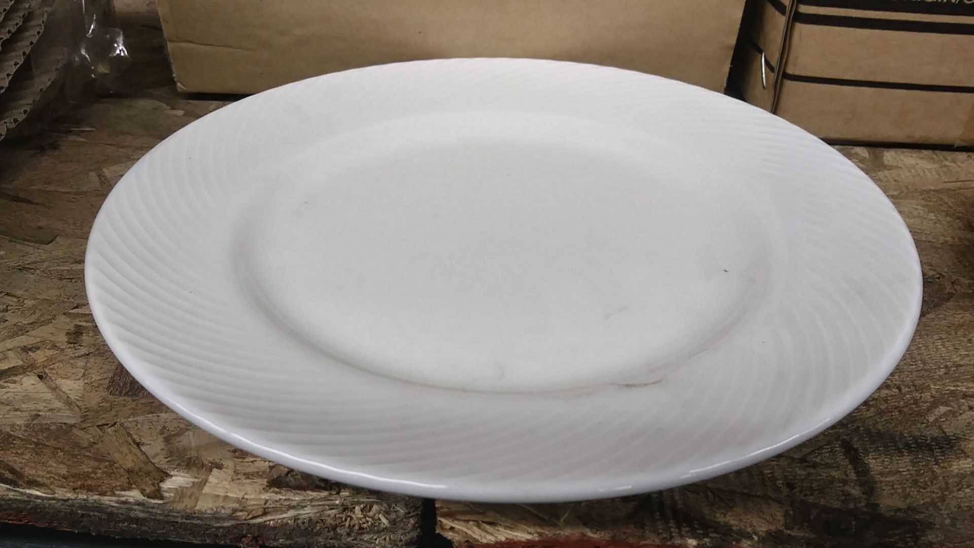 8" SWIRL PLATE (INCLUDES QTY 20)