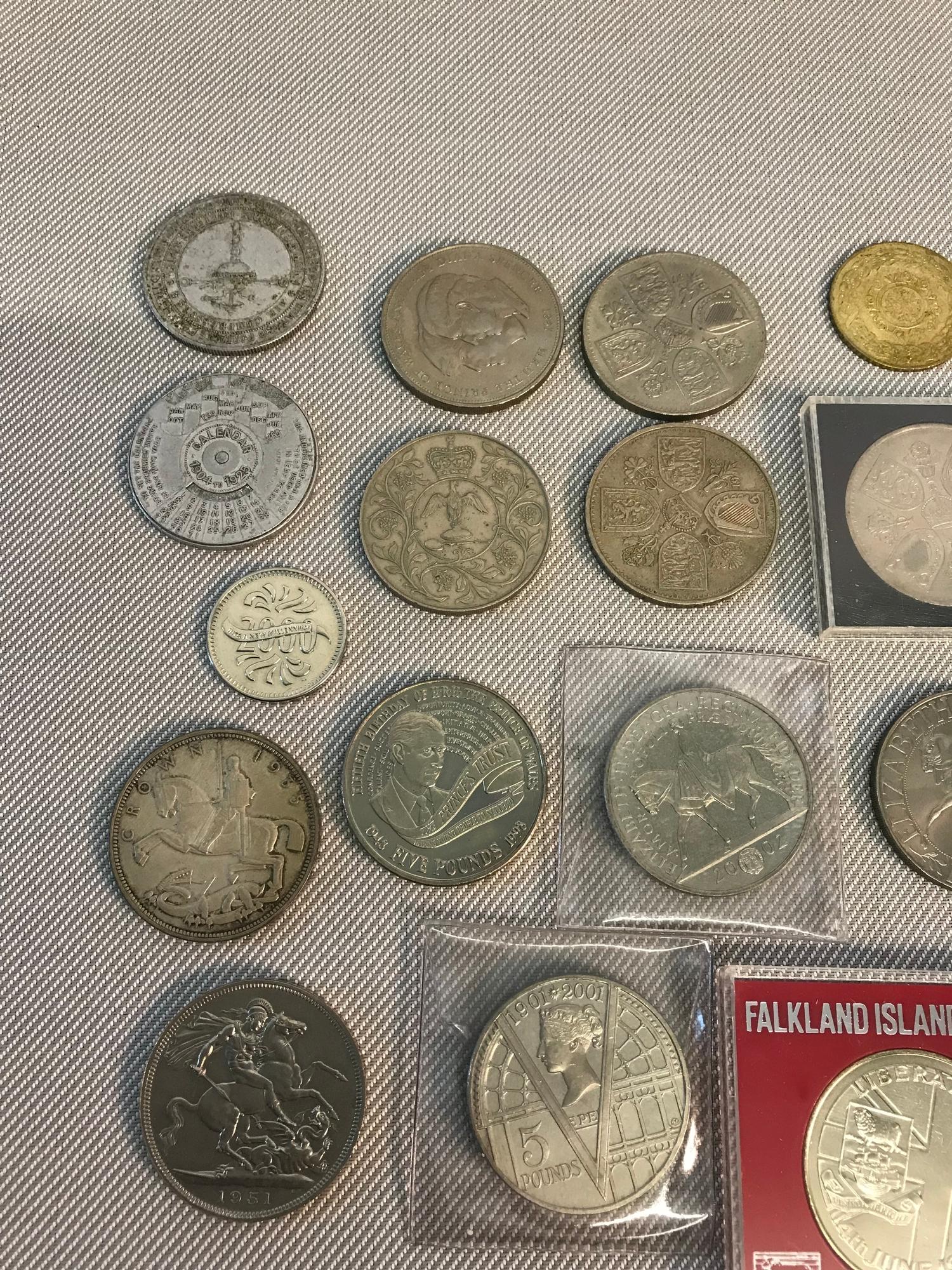 Collection of coins to include 3 five pound coins, 1951 George and the dragon crown, 1935 George and - Image 2 of 3
