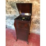 Antique Band master gramophone (needs attention) gramophone works