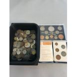 A Collection of Mixed world coins to include pre 1940's silver coins, One Shilling, One pennies.