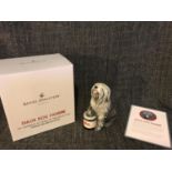 Royal Doulton Dulux dog figure with box and certificate