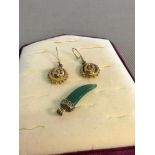 A Pair of 9ct Gold earring together with 9ct gold & Jade horn shaped pendant