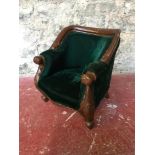 Reproduction dolls tub chair, done in a Victorian style.