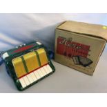 Heco Accordion with original box and instructions