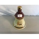 Bell's decanter, 8 year, extra special old scotch whisky, Christmas 1997, full & sealed (70cl)