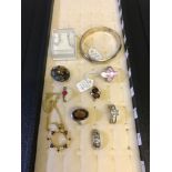 A Collection of silver jewellery which includes 6 rings, Scottish agate and silver brooch, Silver