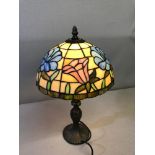 Medium sized Tiffany style table lamp working