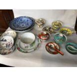 A mixed lot of oriental wares