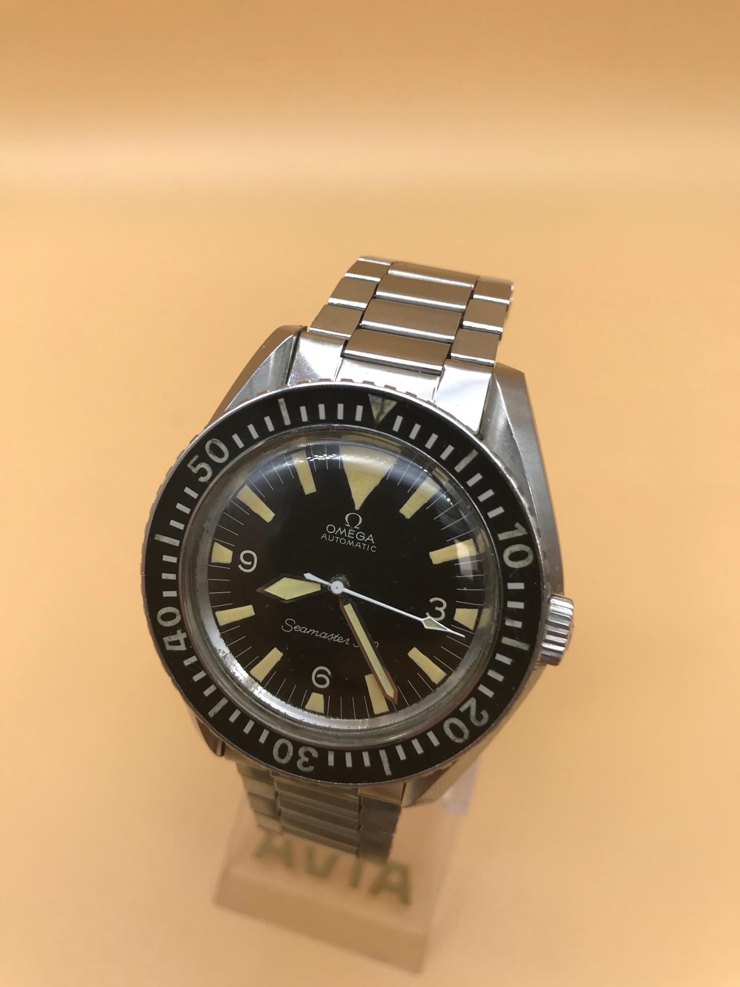 c1966 Omega Seamaster 300 gents wrist watch. Rare version with the large triangle to the 12 o - Image 2 of 6