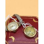 A 9ct gold cased Avia ladies watch working. Together with a 9ct gold cased 15 jewel watch non