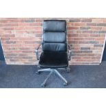 Milani Clip P Executive Chair in Black with Chrome Frame and Arms in Chromed Aluminium