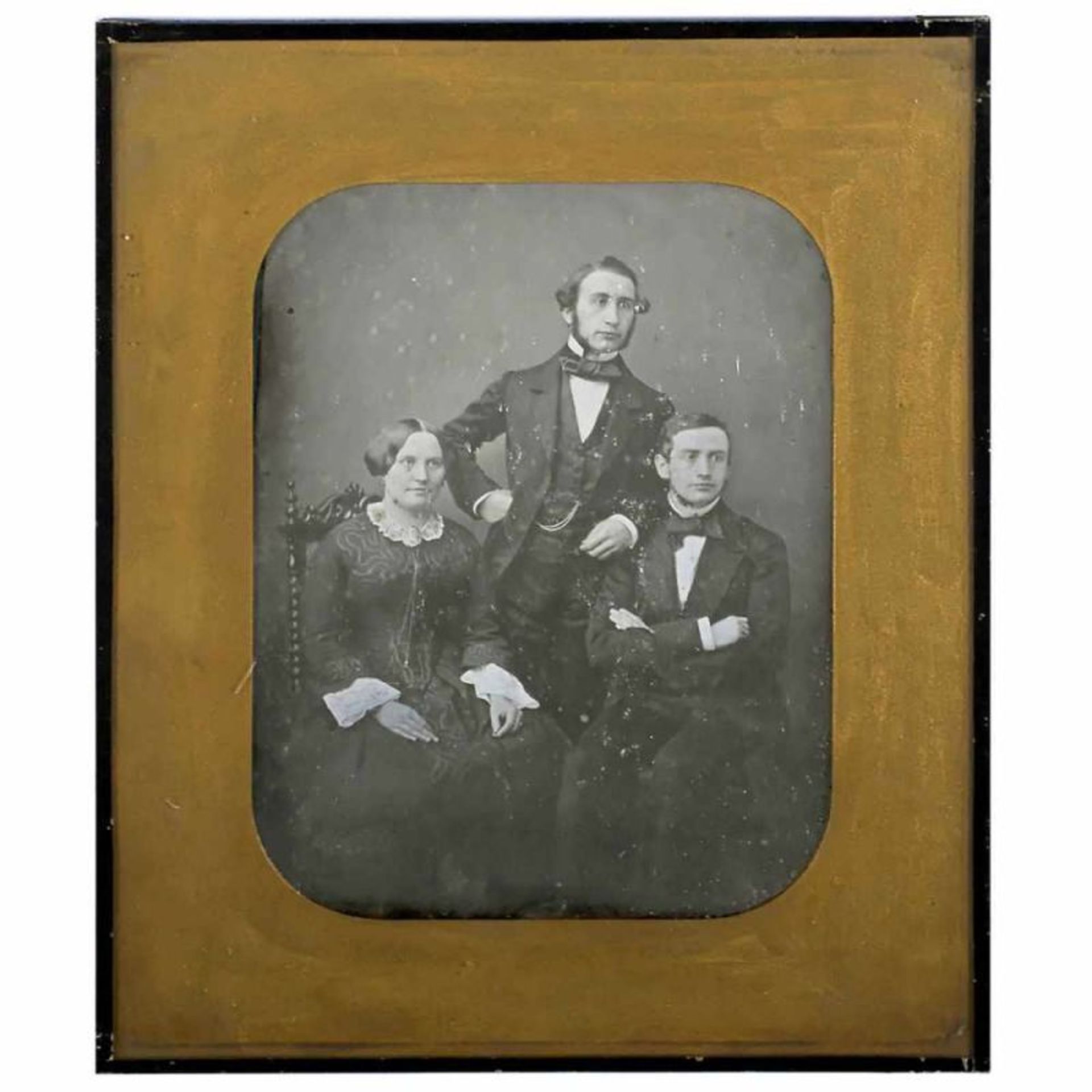 Große Daguerreotypie (Halbe Platte), um 1845 Anonym. Außenformat 17 x 21 cm (Achtung: kann also auch