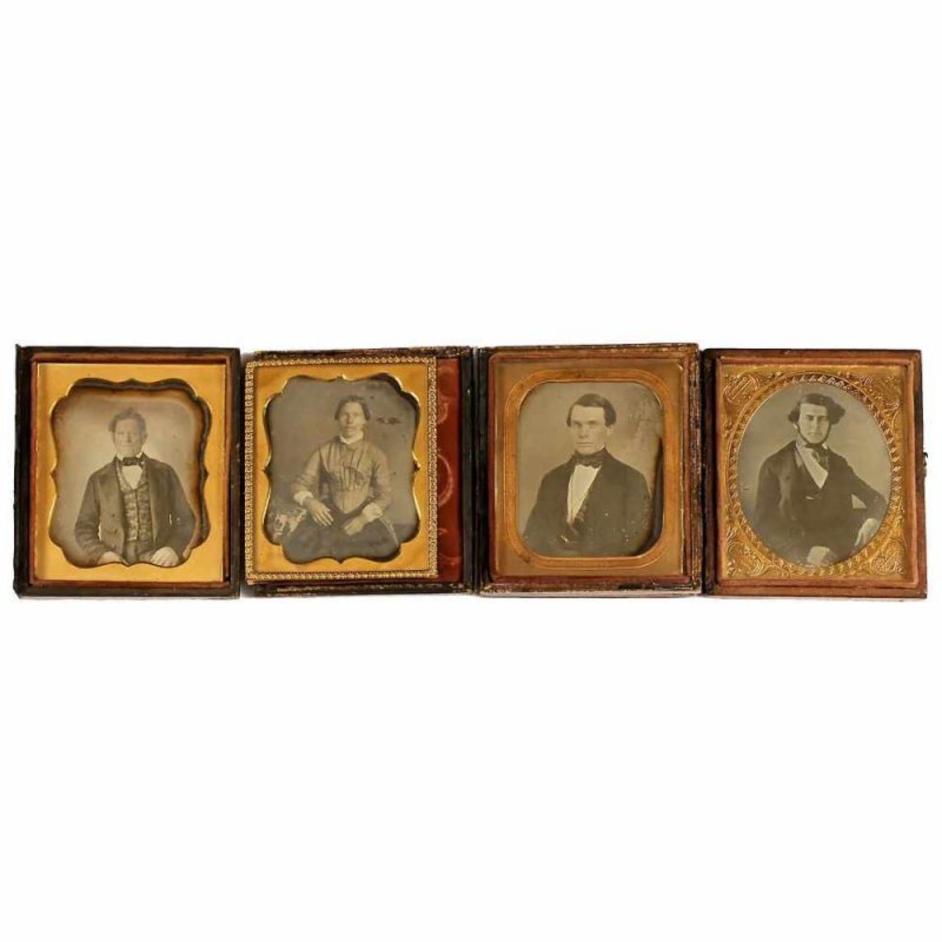 4 Daguerreotypien, um 1845-50 4 x Achtelplatte, 3 Herrenportraits und 1 Damenportrait, alle