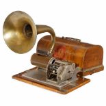 Pathé Phonograph "Coq", c. 1900Early French cylinder phonograph, serial no. 3132, for 2-minute