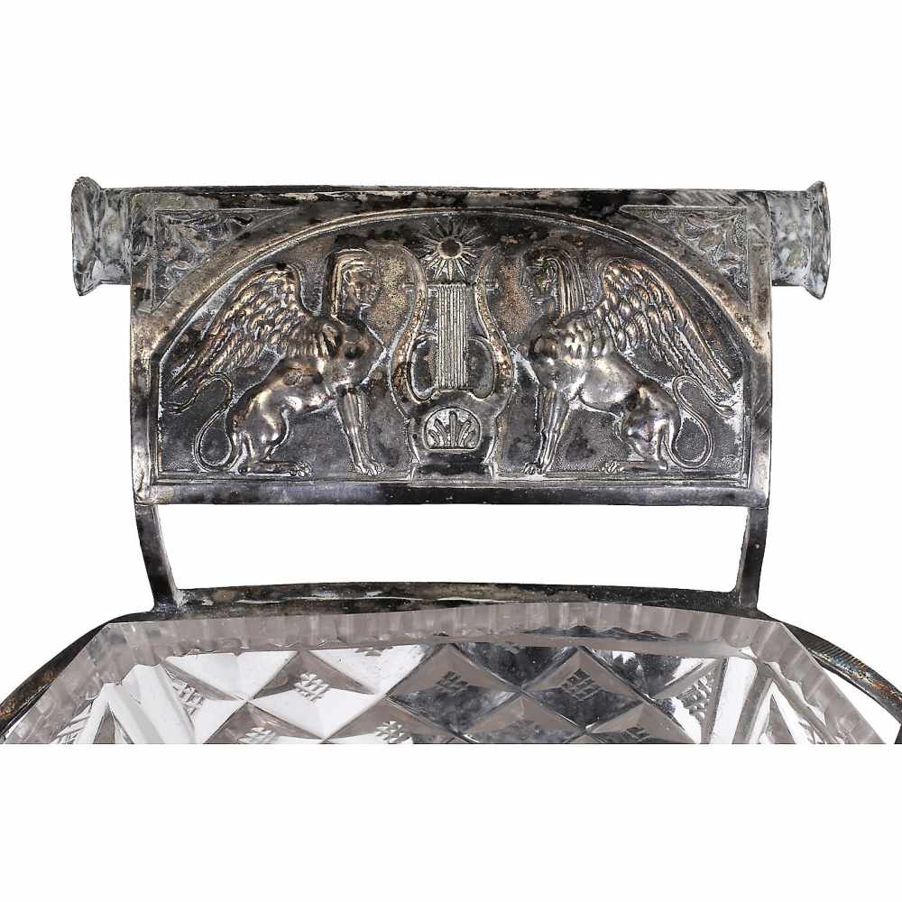 Early Musical Silver Basket, c. 1820With two-air cylinder movement, chevron-shaped sectional comb in - Bild 3 aus 3