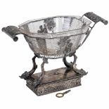 Early Musical Silver Basket, c. 1820With two-air cylinder movement, chevron-shaped sectional comb in