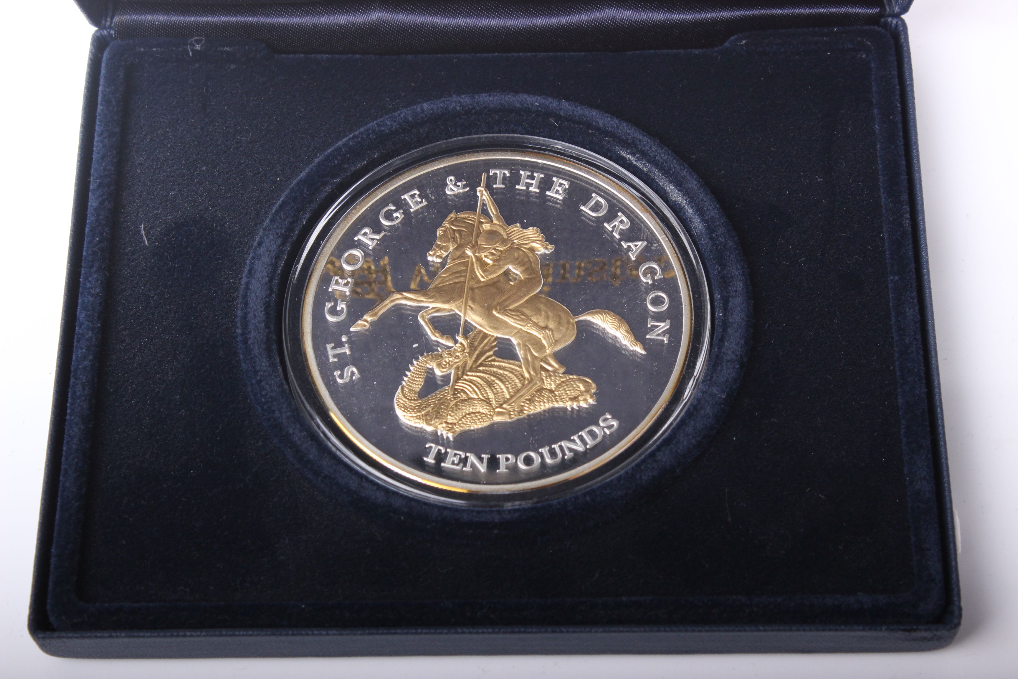 Westminster 2009 Jersey proof St.George and the Dragon 5oz silver ten pound coin highlighted in