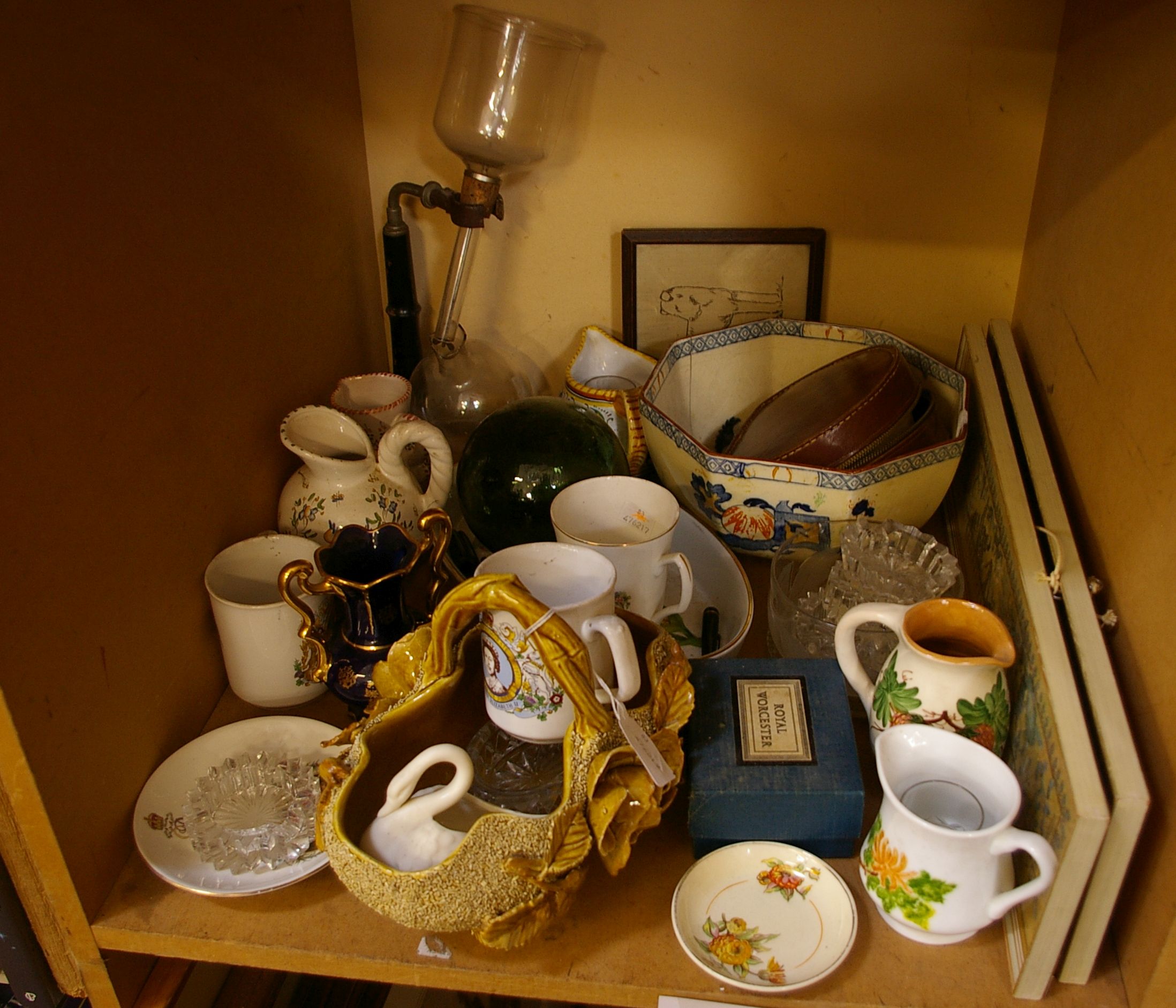 Mixed lot: Hammersley coffee cups and saucers (4404) Commemorative ware, French teracotta lidded - Image 2 of 3