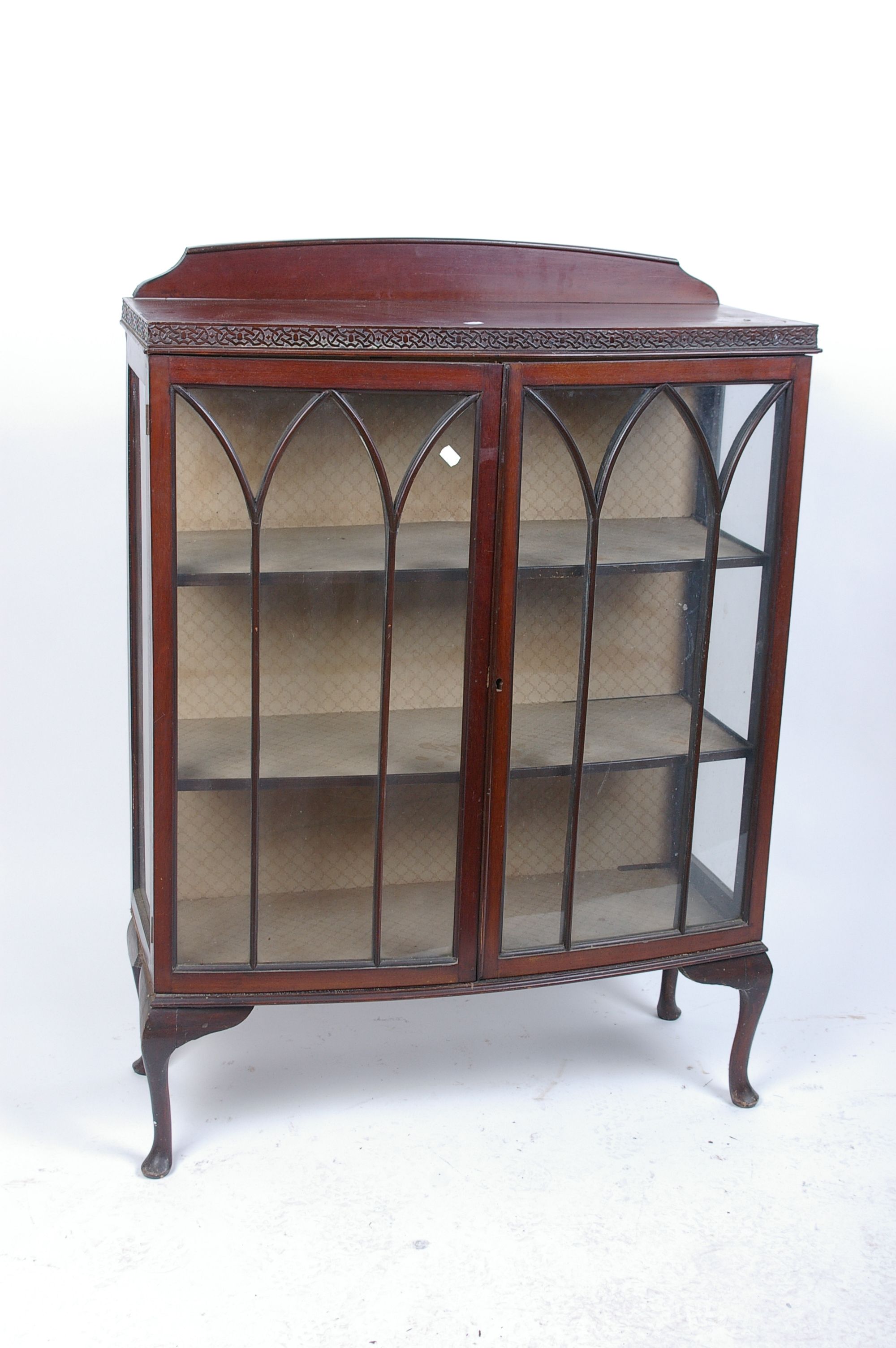 An Edwardian mahogany short bow front display cabinet, 90cm wide, 126cm high