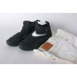 A quantity of men's clothing, to include a pair of Nike Air trainers (size UK 9), white Levi 501