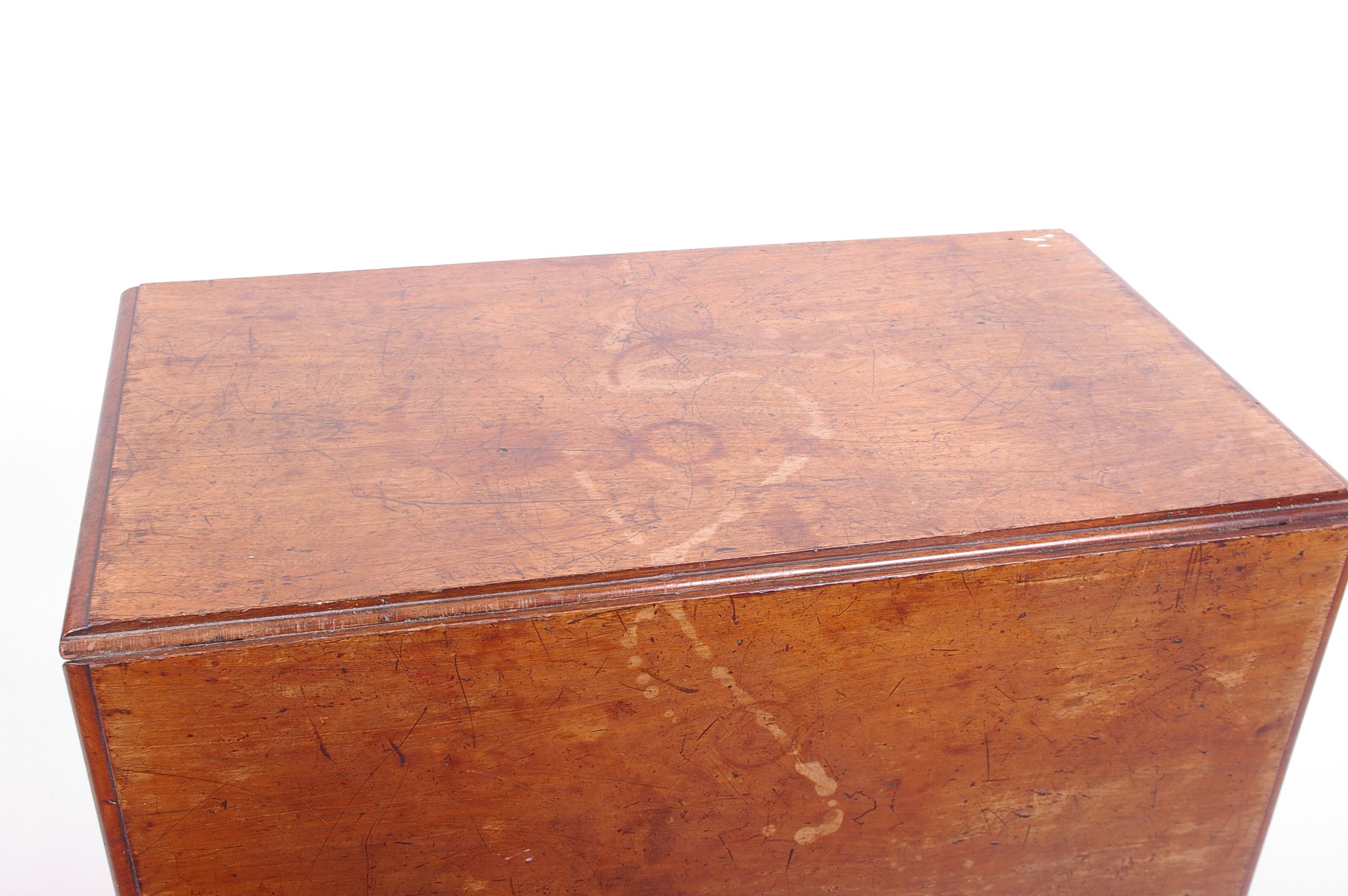 A 19th Century mahogany drop leaf table on turned legs 73cm high, 90cm wide - Image 2 of 2