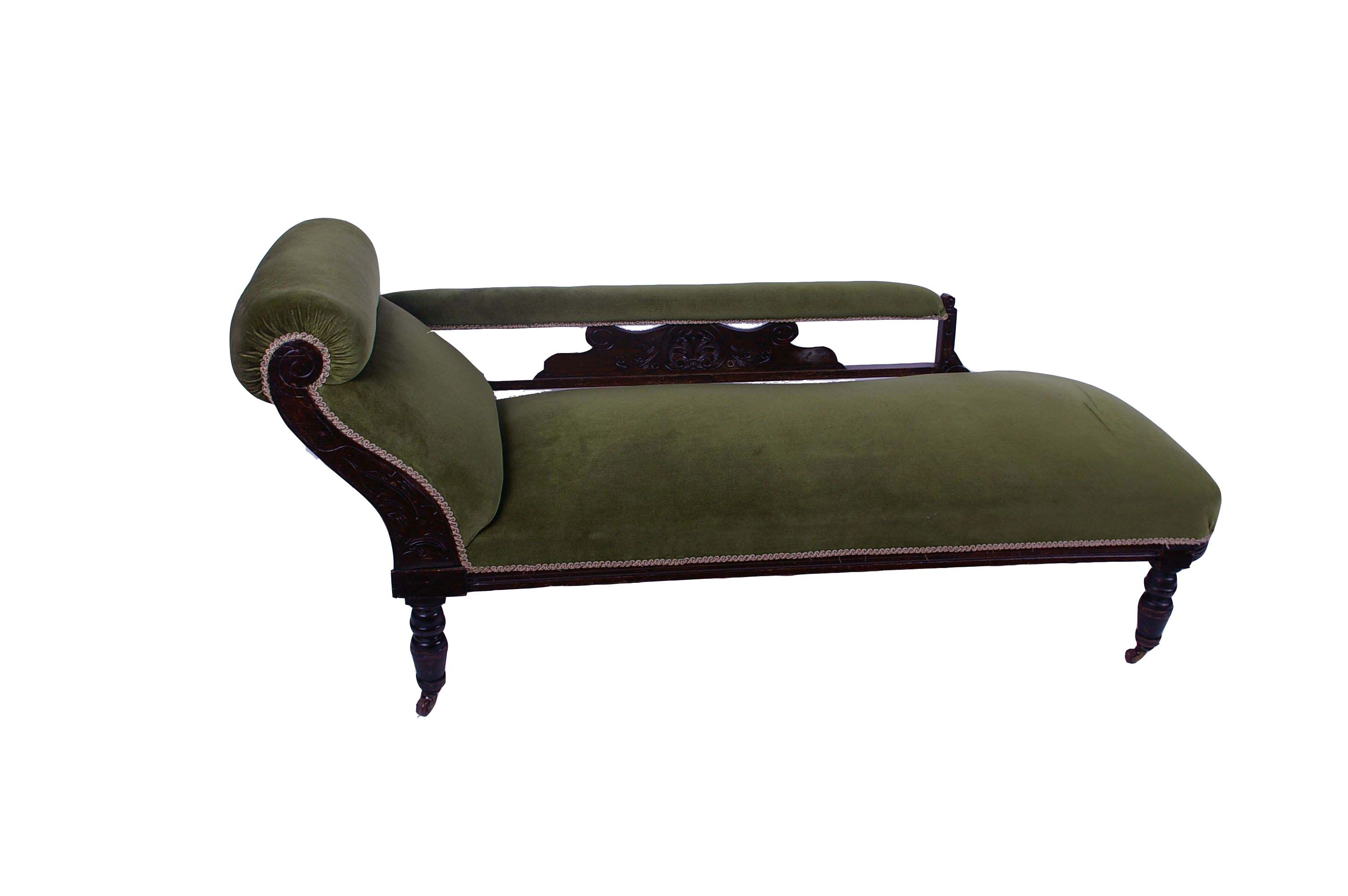 A Victorian upholstered chaise longue 179cm wide