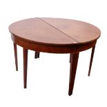 A George III mahogany circular dinning table. 130cm