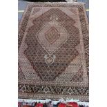 A Persian rug 200 x 290cm