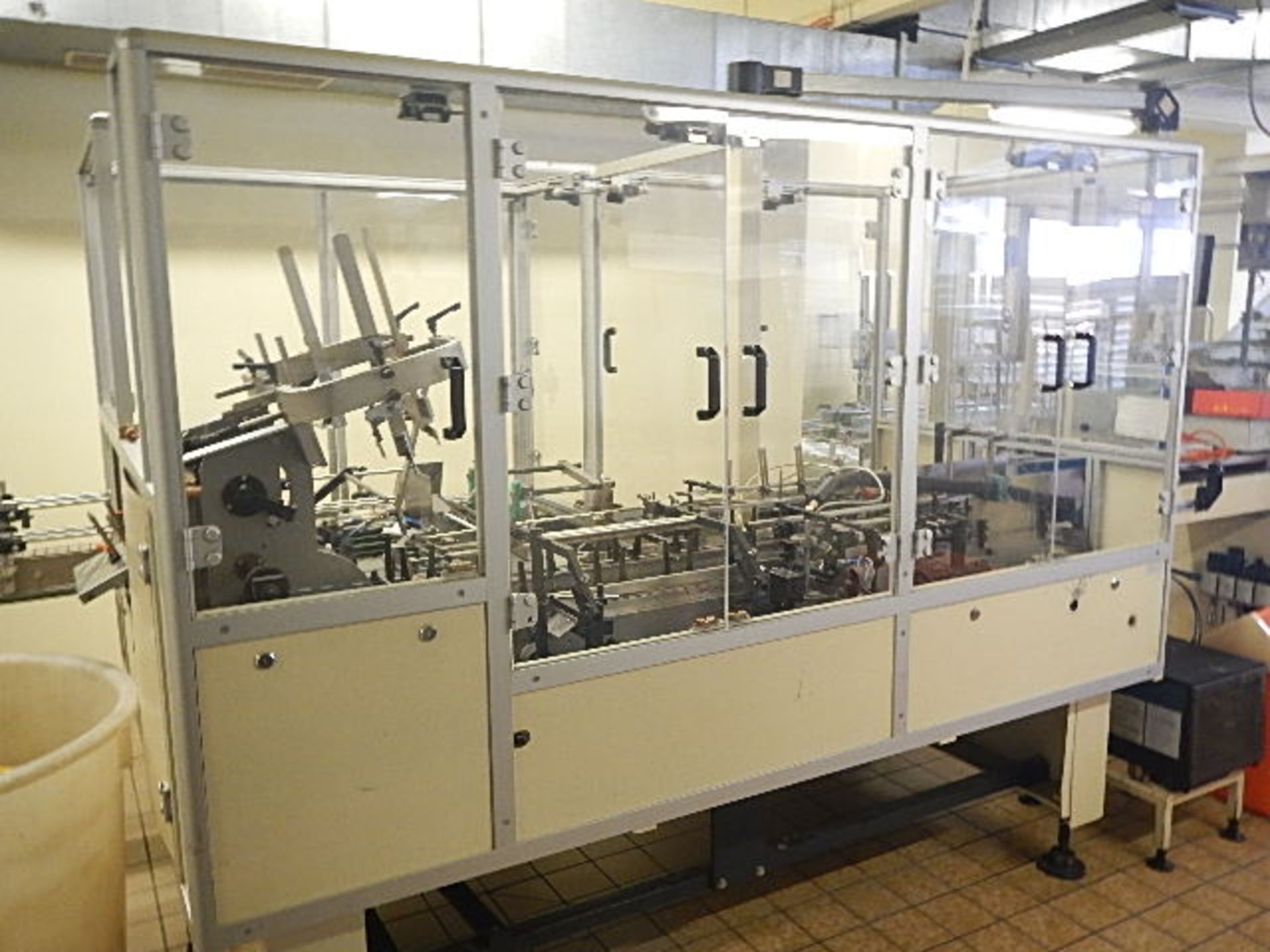 Complete Seitz filling line for 650ml and 1,000ml glass bottles. In full working condition, last - Image 6 of 40