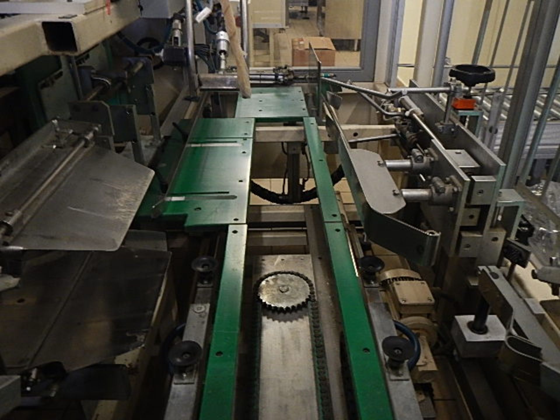 Complete Seitz filling line for 650ml and 1,000ml glass bottles. In full working condition, last - Image 10 of 40