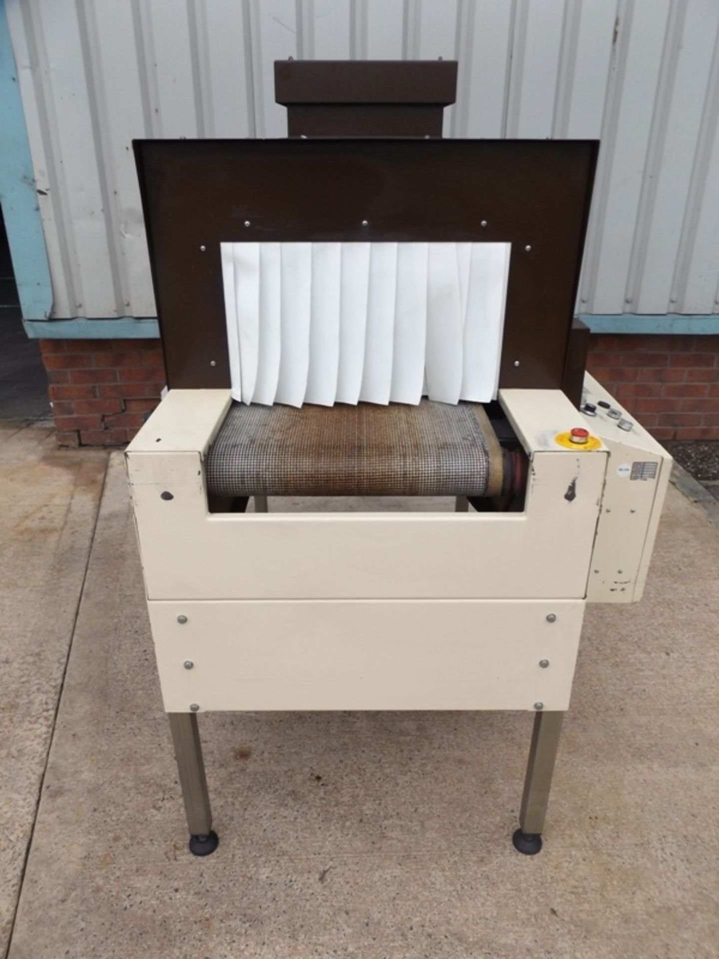 Burnley Packaging PE500/300 Semi automatic heat shrink sealer. Can be used with PVC and PE shrink - Image 3 of 6