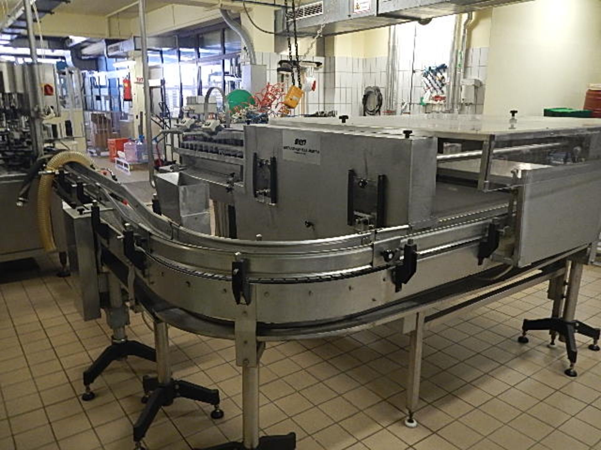 Complete Seitz filling line for 650ml and 1,000ml glass bottles. In full working condition, last - Image 2 of 40