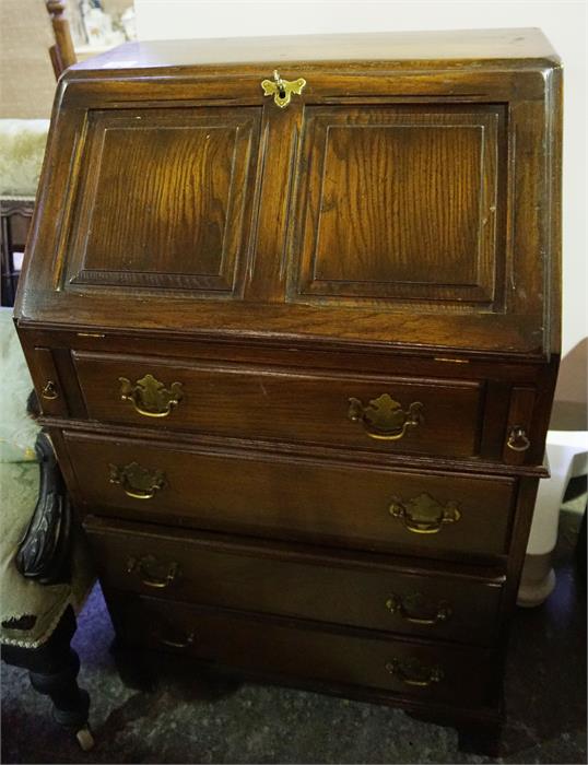 Reproduction oak fall front bureau 22 inches wide - Image 2 of 2