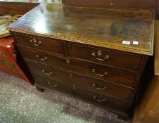 Georgian mahogany 5 drawer chest with brass pulls on bracket feet