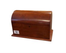 19th Century mahogany dome topped tea caddy with original lining