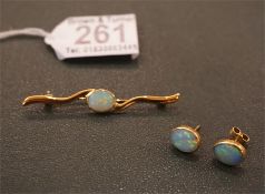 18ct Gold and Opal Bar Brooch and a Pair of 18ct Gold and Opal Earrings