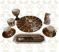A collection of 18 pieces of crown derby, cigar pattern dining ware which includes dinner plates, te